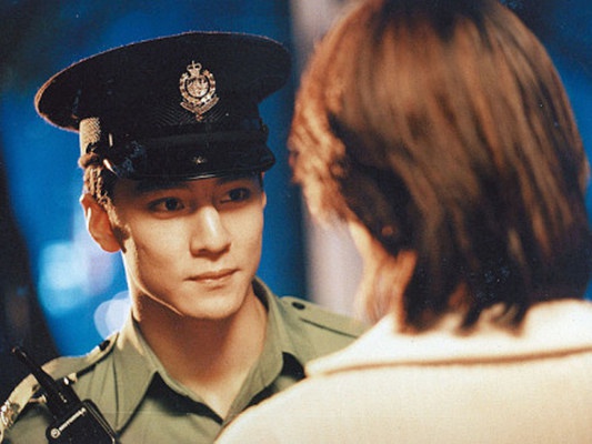 《美电影之恋》(bishonen),是一部1998比较的香港爱情电影,杨凡少年国外上映好看导演图片