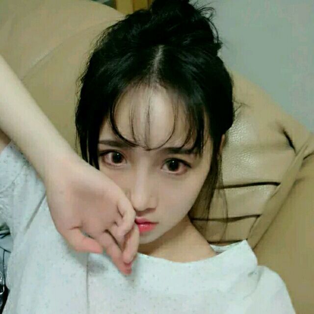 女生头像 原宿 卡西欧 韩国 韩风 正面 个性 美女 可爱 网红 调色头像