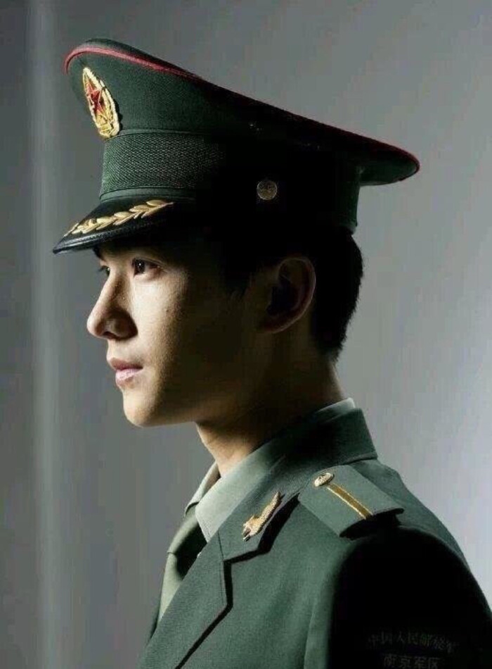 兵哥哥.