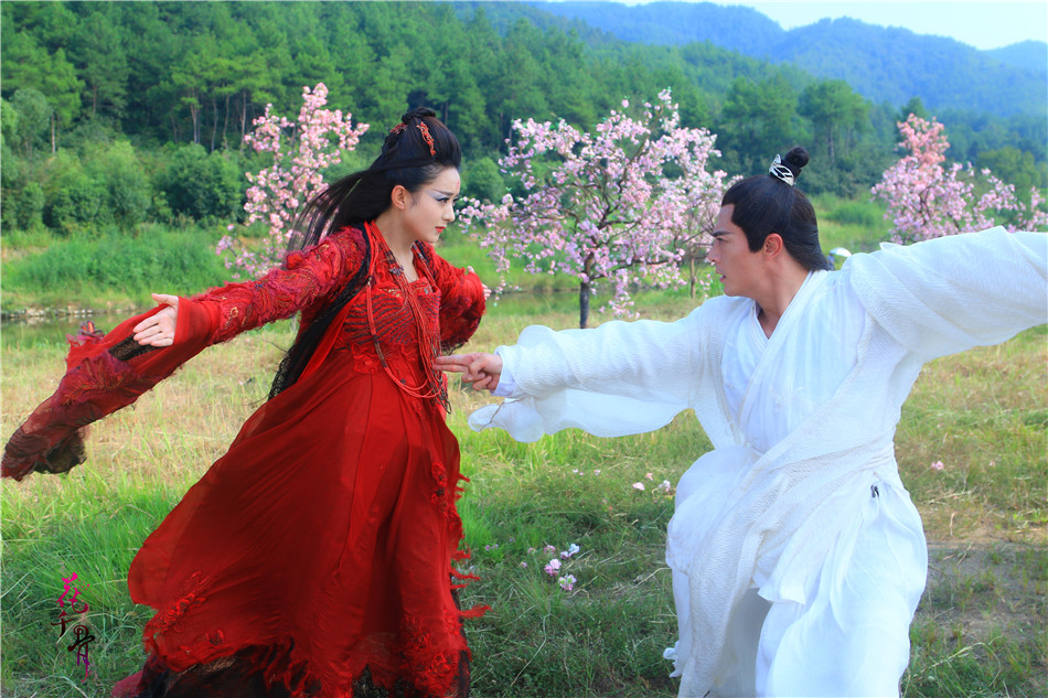 花千骨为爱成妖 妖神剧照 赵丽颖饰