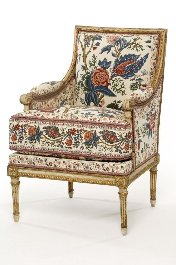 18世纪法国路易时期的古董沙发椅子