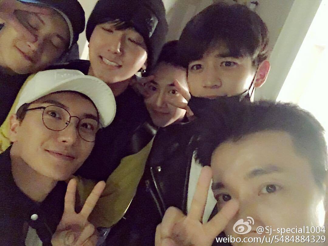 灿烈 chanyeol 金俊勉 suho super junior 金钟云 艺声 yesung 朴正洙