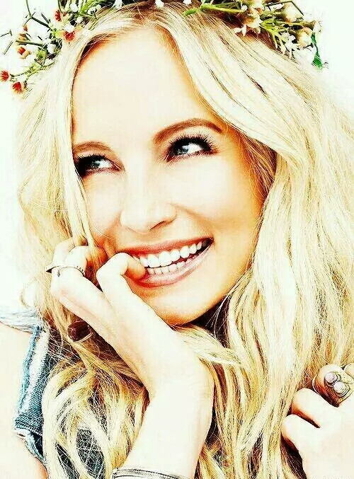 candiceluka,candicehuffine 吸血鬼日记# #卡罗琳#坎迪丝·阿科拉 candice accola (拿图点赞)