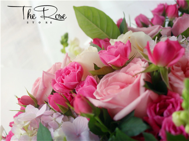 昆明therose花店#爱一朵花儿与年纪无关,是心与心的切合.