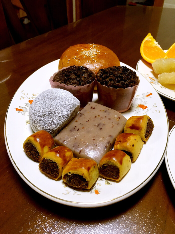 【中西结合糕点拼盘】