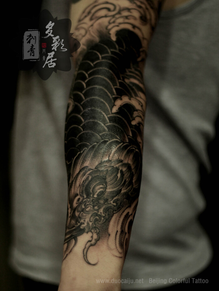 纹身##tattoo##刺青##传统纹身##鱼纹身##花臂纹身##多彩居纹身##www