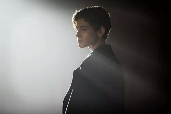 david mazouz/呆v/bruce/哥谭/小少爷/剧照/美cry