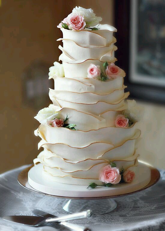 玫瑰花婚礼蛋糕