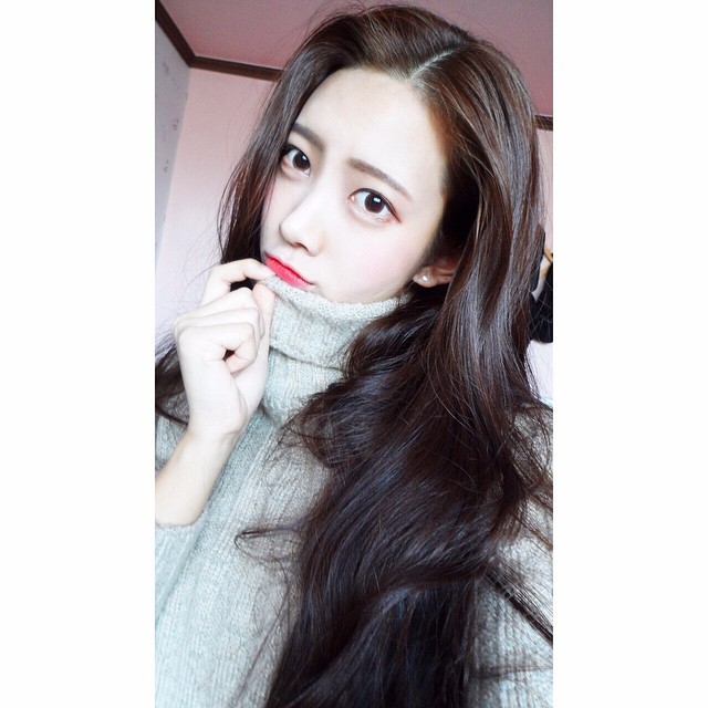 女生头像 高清 韩系女头 小清新 侧颜控 气质长发 清新脱俗 美美哒*