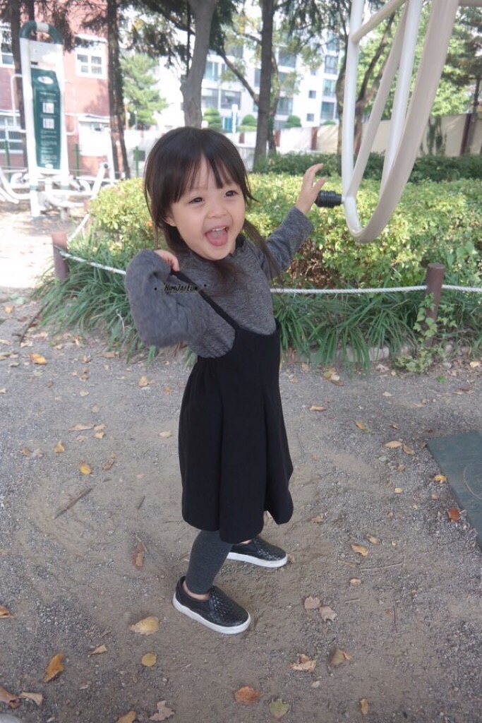 梨涡妹妹金在恩