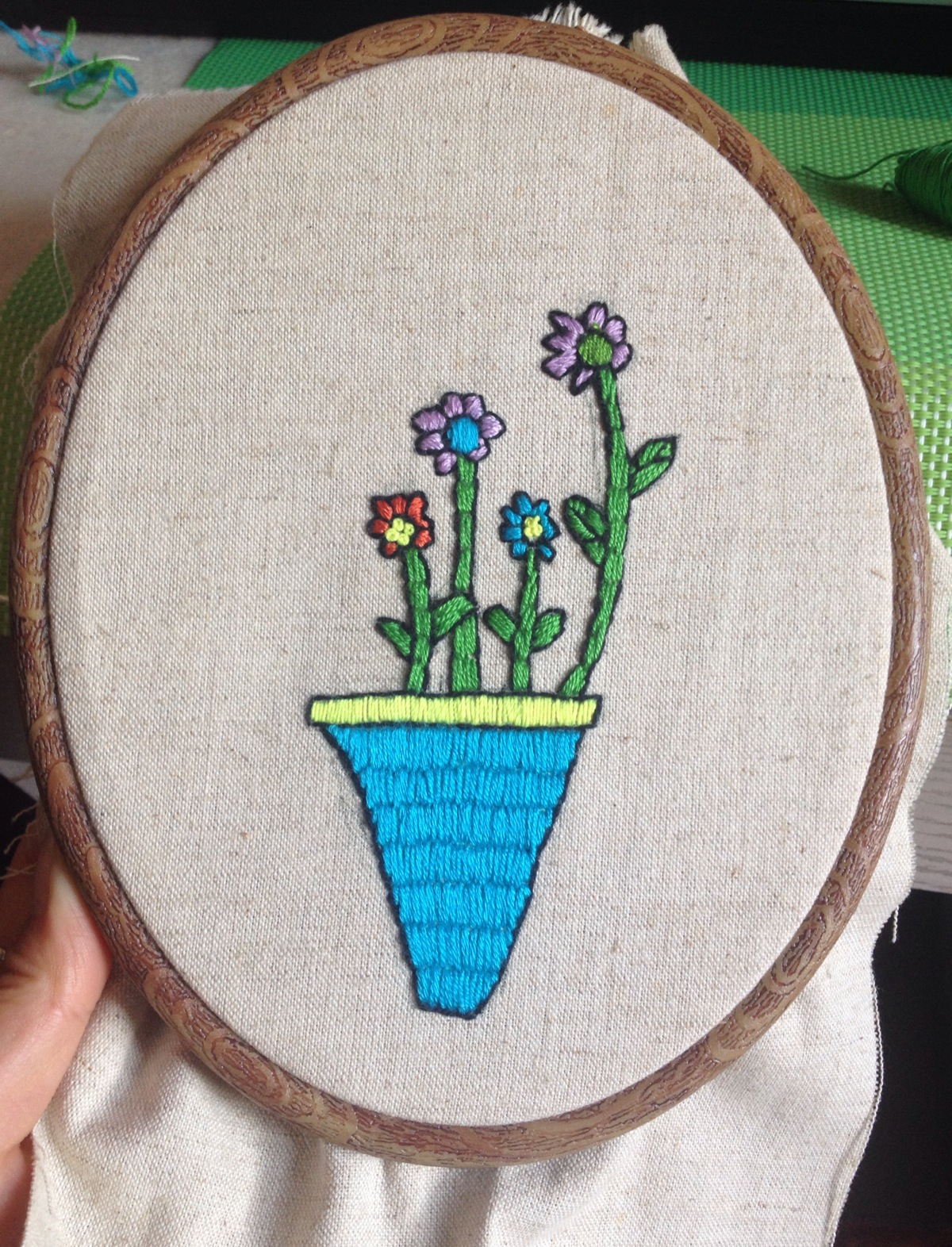 把小盆友的画绣出来