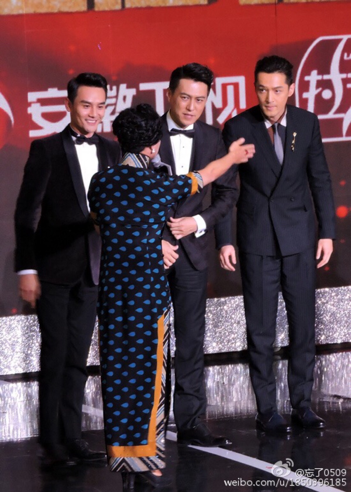 wuli明家三兄弟再聚首.