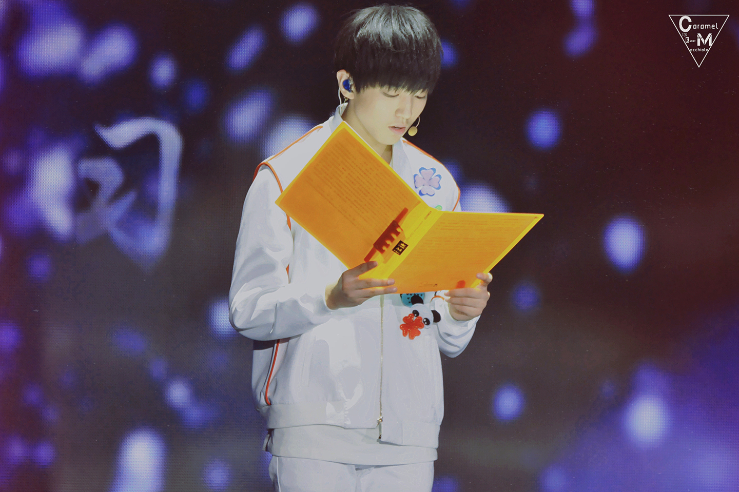 王俊凯# #tfboys王俊凯# #tfboys# 150815 北京两周年粉丝见面会 cr