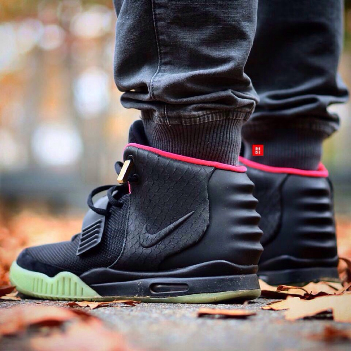 nike yeezy