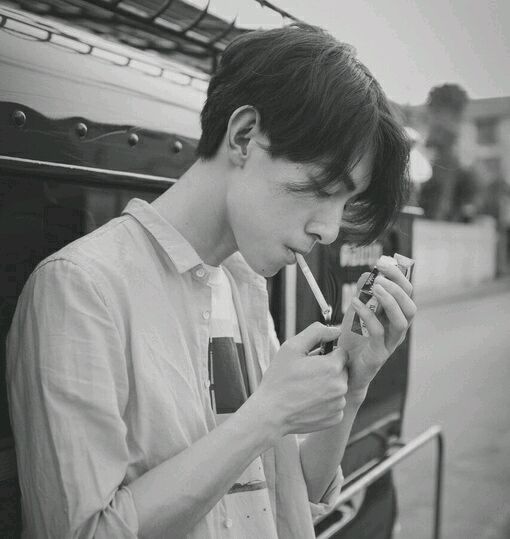 女生头像 欧美头像 动漫头像 男生头像 情侣头像 壁纸背景 喜欢的话就