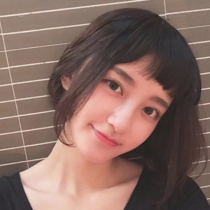 女生 头像 大眼 萌妹子 可爱 短发 闺蜜
