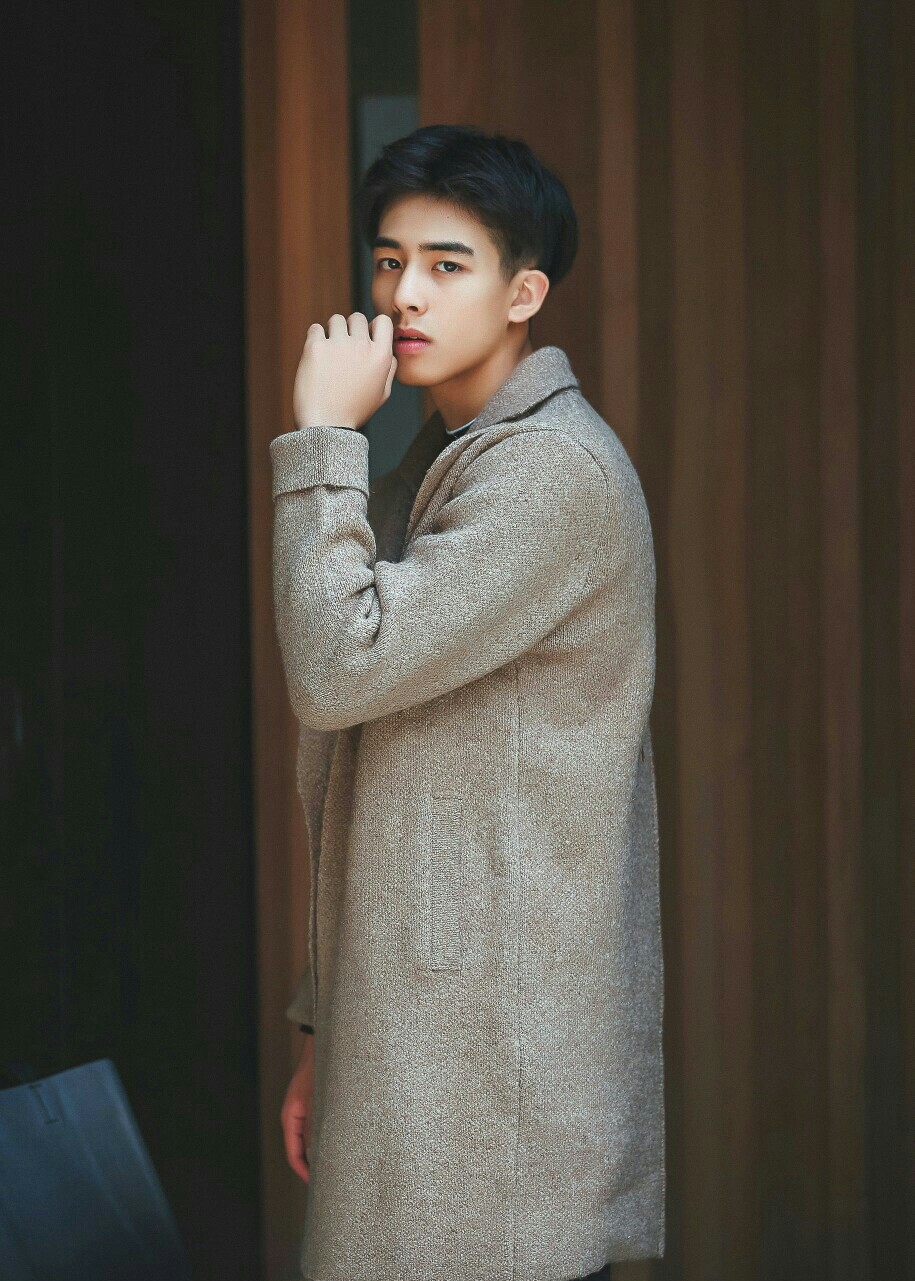 【少男药】男头 壁纸 小清新 韩系 by救世主i