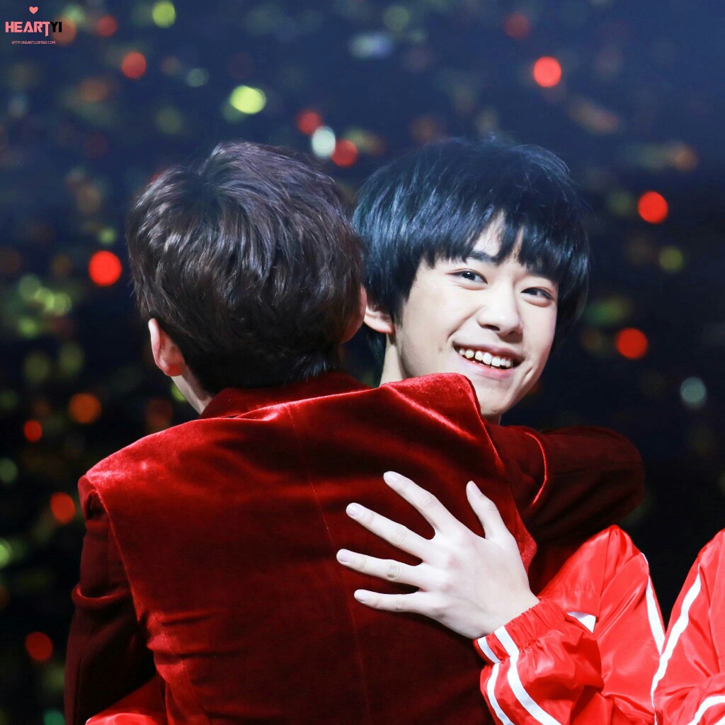 "所有的玩笑里,都藏着认真的话, 而那些看似没有