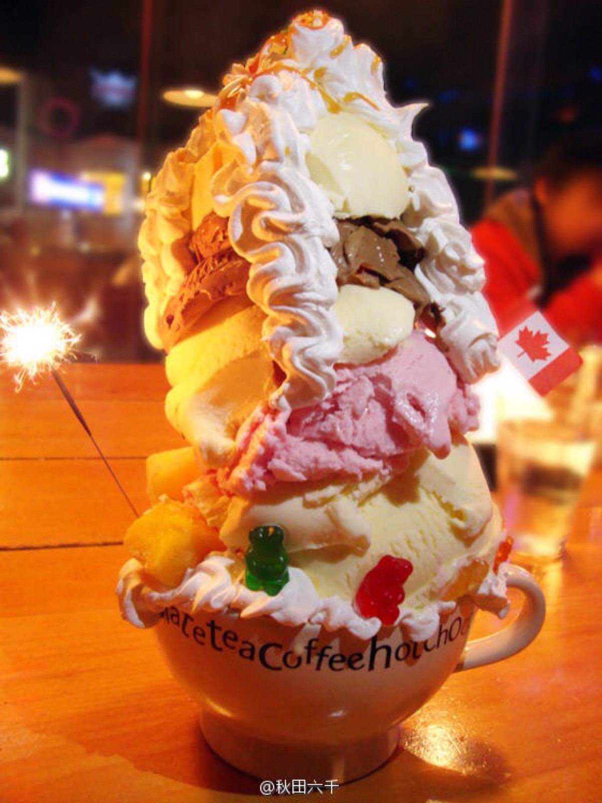 超大冰淇淋最大图片