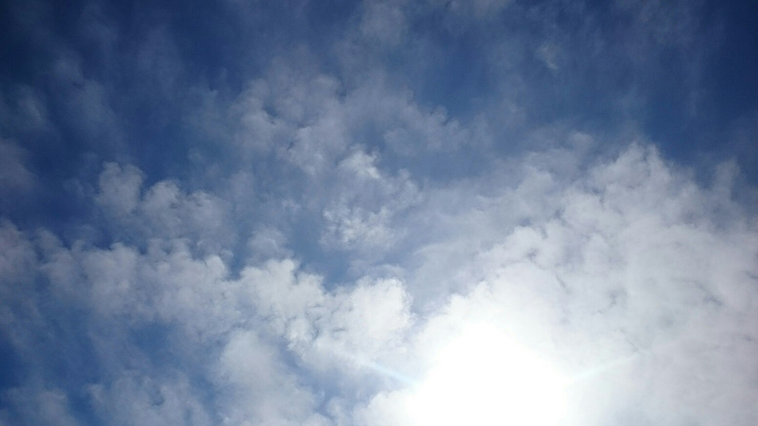 蔚蓝的天空