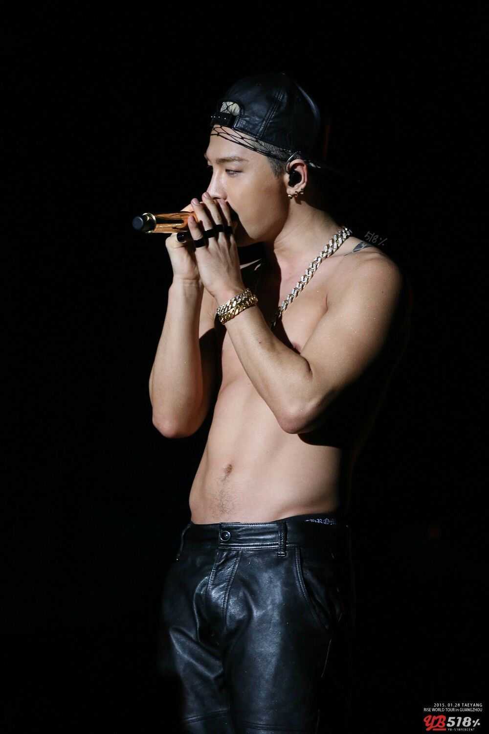 taeyang   东永裴