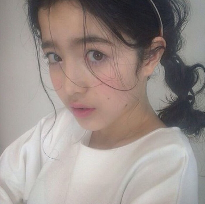 山田直美 13岁日法混血美少女 模特 女生头像