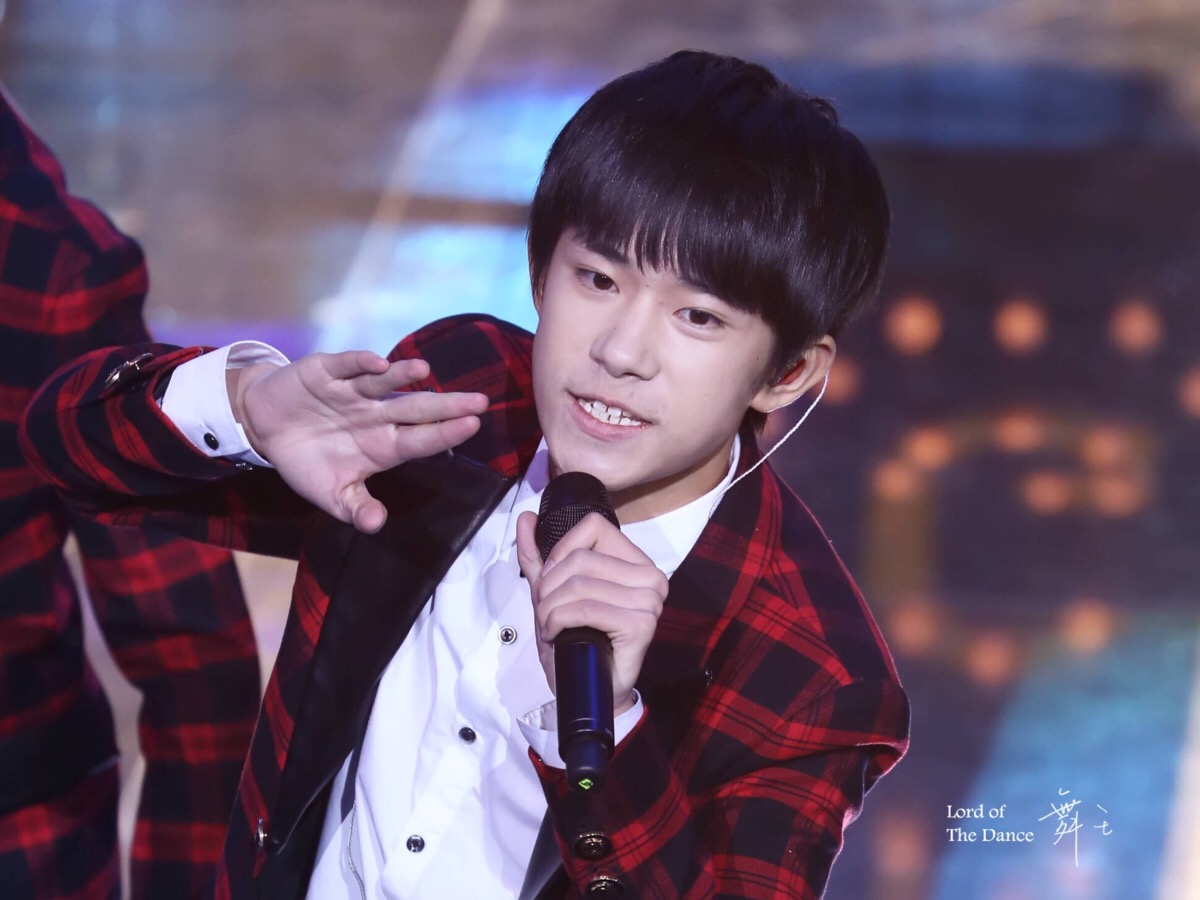 tfboys易烊千玺 160224 王牌对王牌 高清 cr.logo