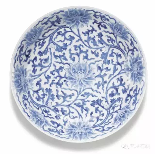 清康熙 青花缠枝莲花纹盘 《大清康熙年制》款宽38cm
