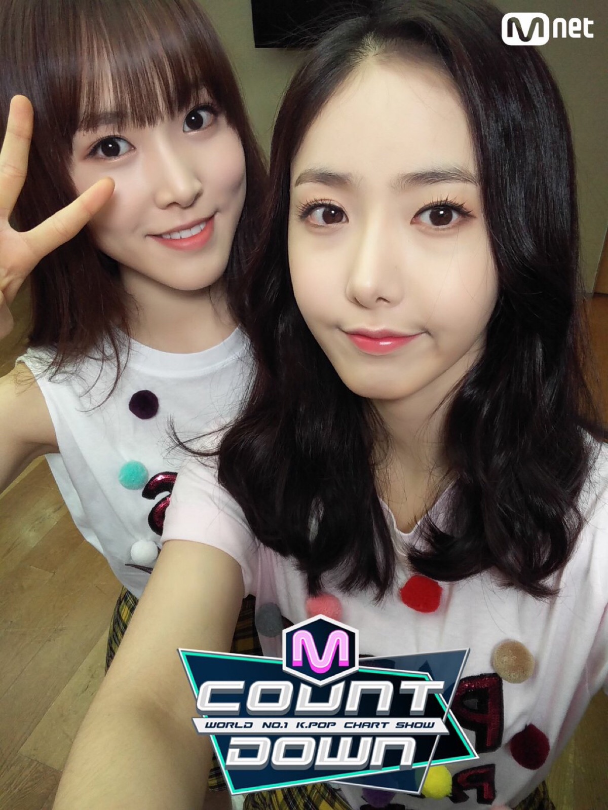 gfriend 女朋友 信飞 sin b 黄恩菲 hwang eun b 俞宙 yu ju 崔俞娜