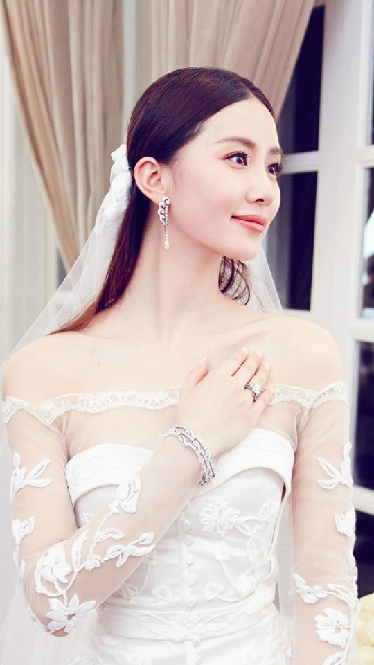 刘诗诗中式婚纱照图片
