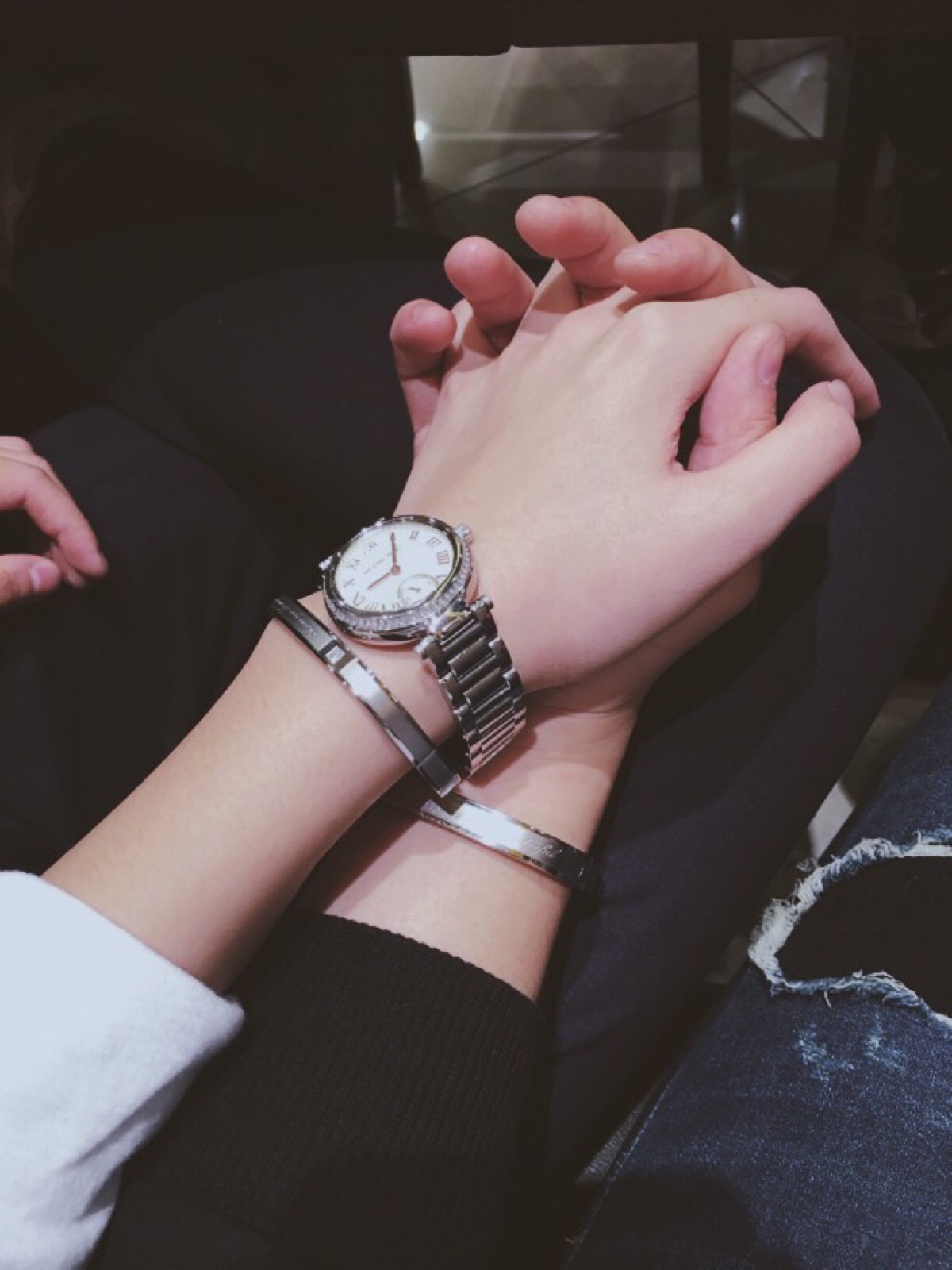 情侣握手 唯美图片