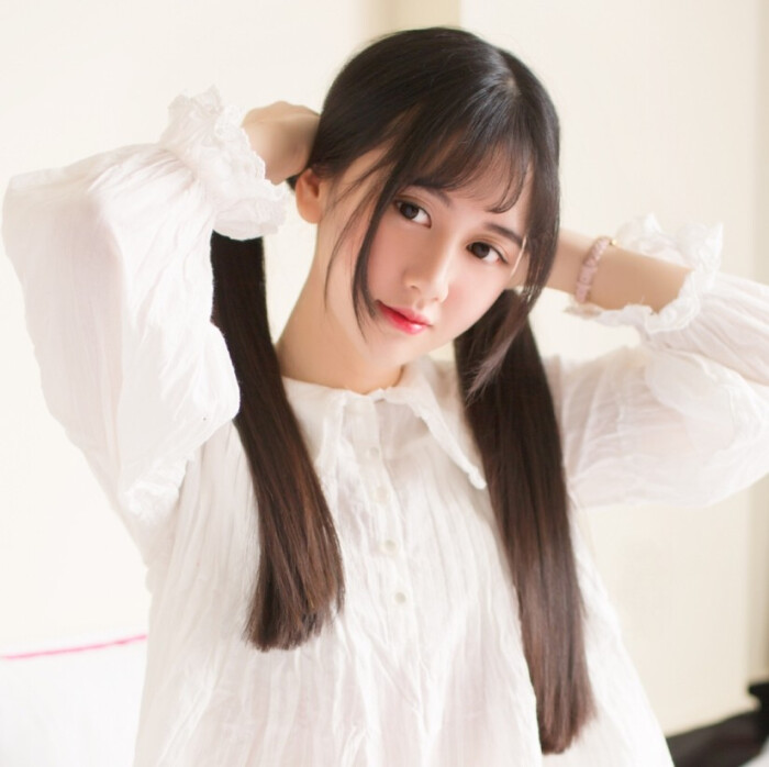 高清女生头像 唯美 长发 背景 小清新 意境 她回眸一霎那 似极了旧时