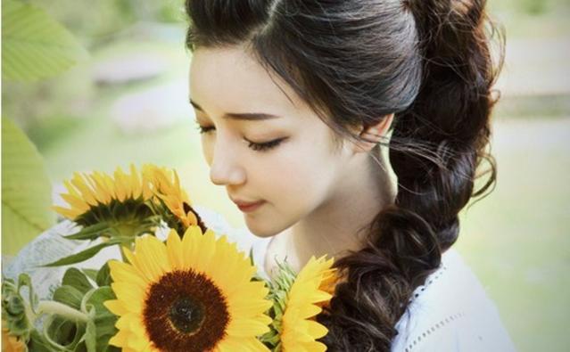 文艺小清新的唯美女生侧脸及背影秀发美图