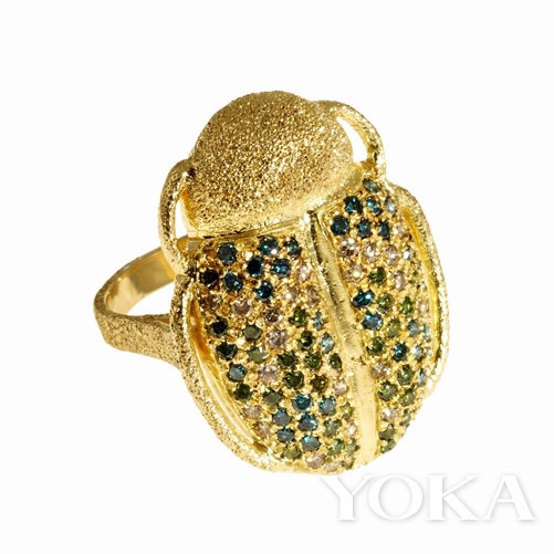 意大利珠宝品牌carolina bucci推出的圣甲虫戒指,售价5365英镑