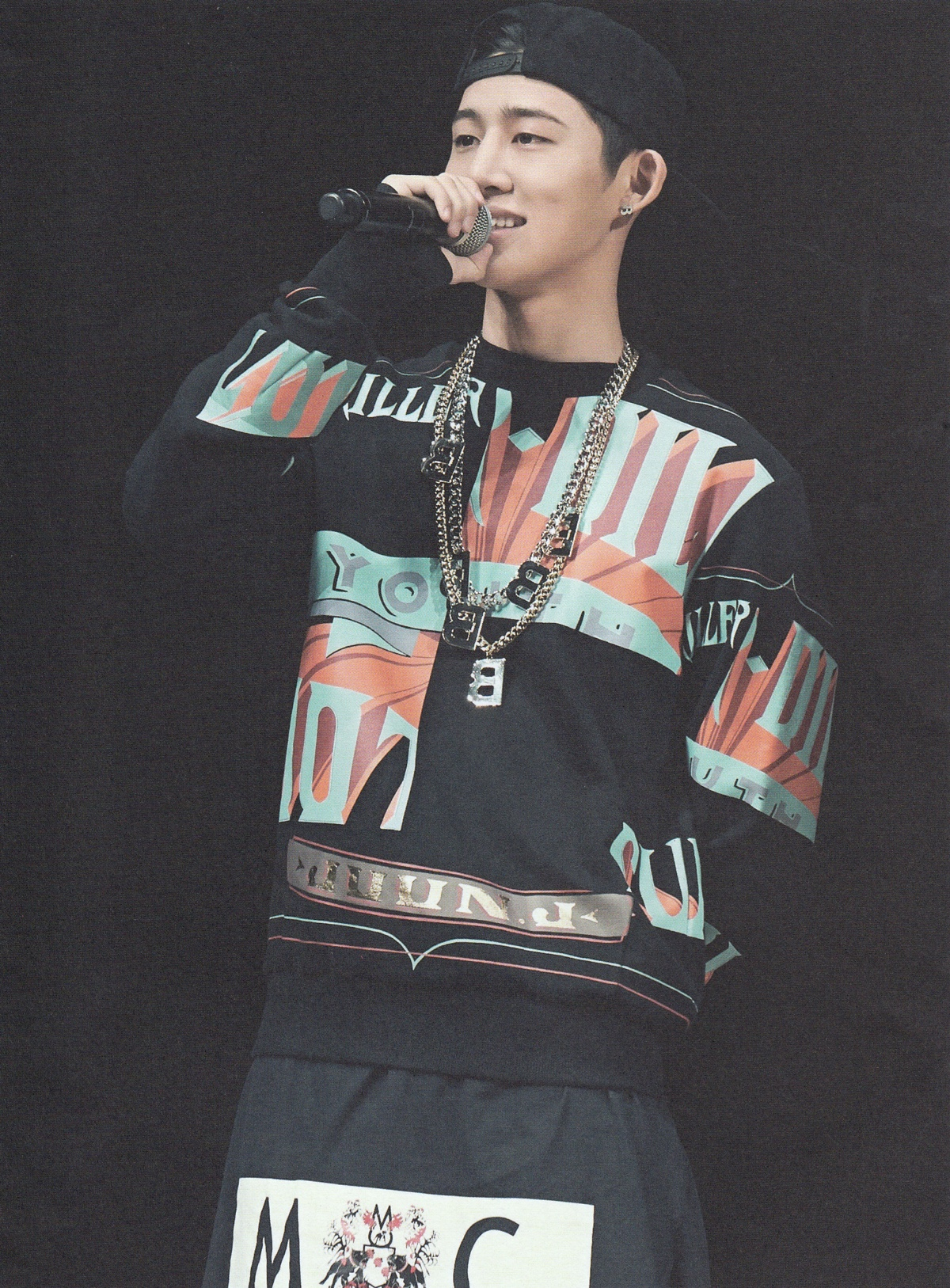 i ikon队长金韩彬