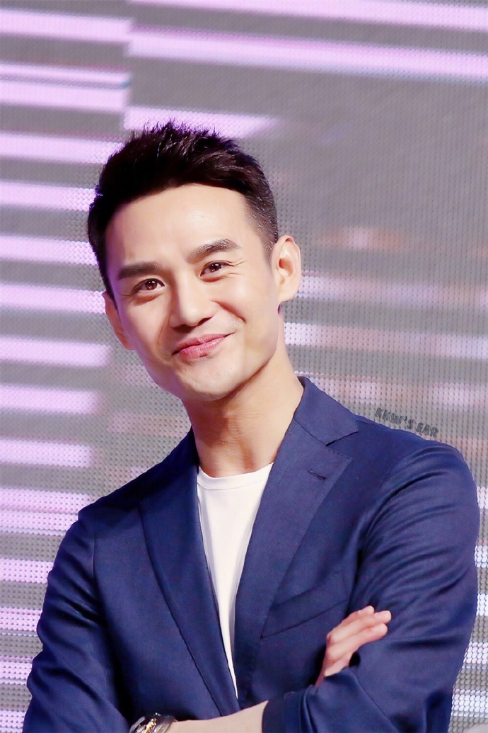 今天的早安担当是笑笑笑笑笑的王可爱