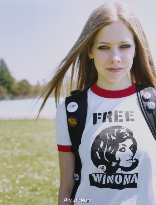 艾薇儿·拉维尼 avril lavigne 17岁