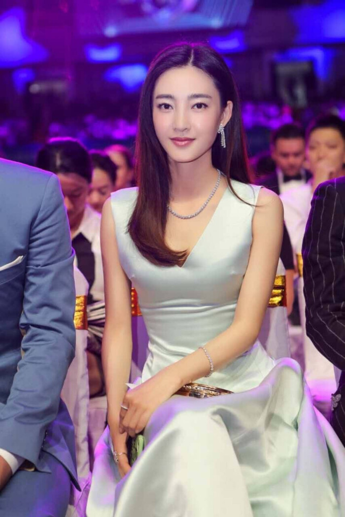 王丽坤