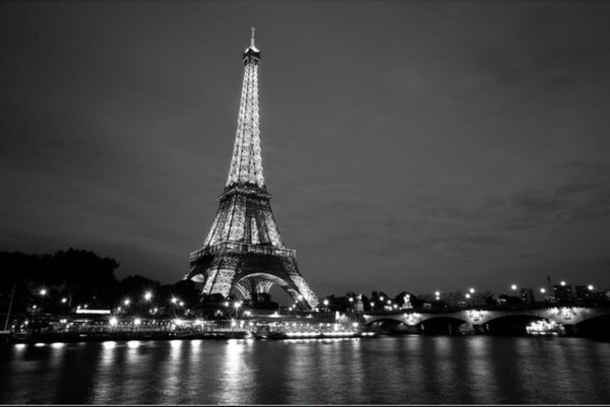 埃菲尔铁塔 黑白