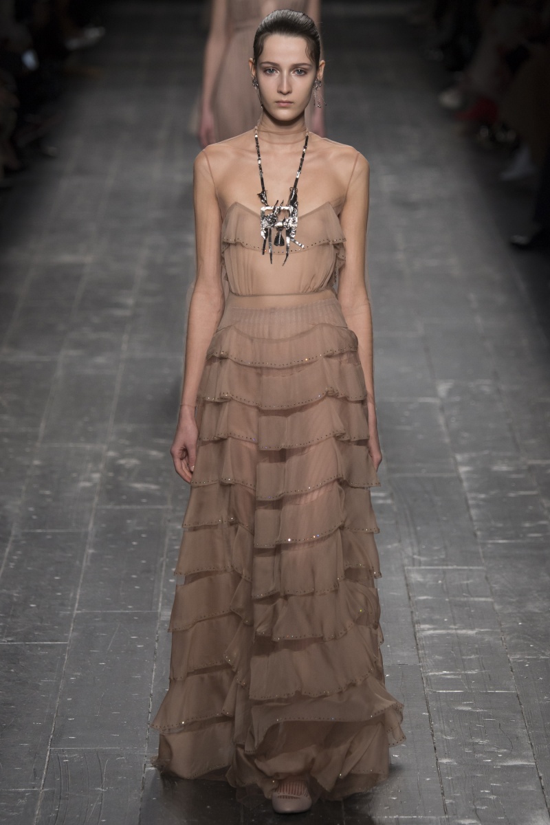 valentino 2016秋冬时装秀 巴黎秀场