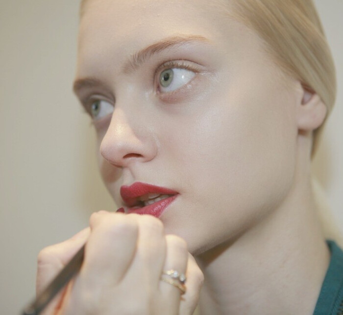 娜斯提娅·库萨齐纳(nastya kusakina)是来自俄罗斯的新生代仙女系