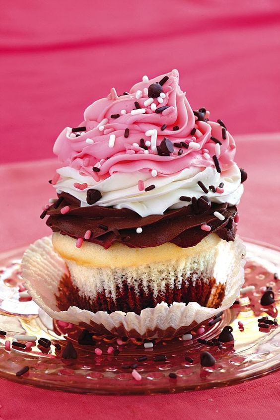 neapolitan cupcakes 那不勒斯杯子蛋糕