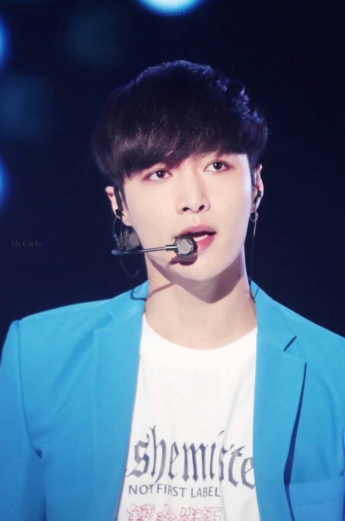exo lay 张艺兴 cr:logo