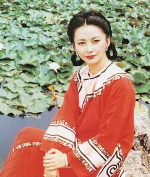 胡慧中 