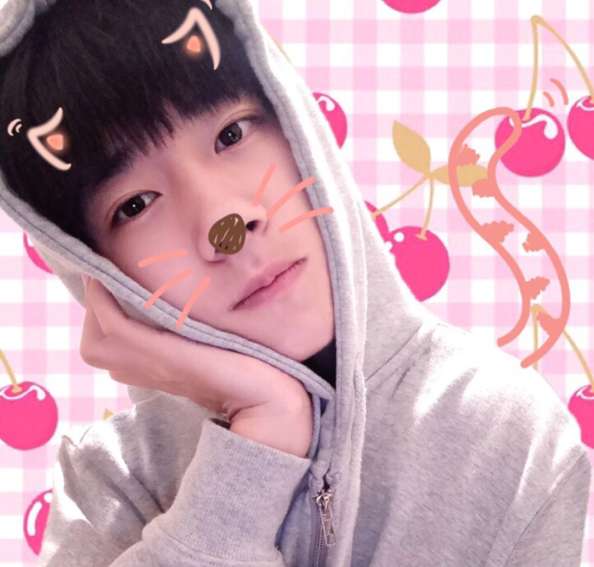 易烊千玺 #tfboys 微博更新 去水印 可爱头像