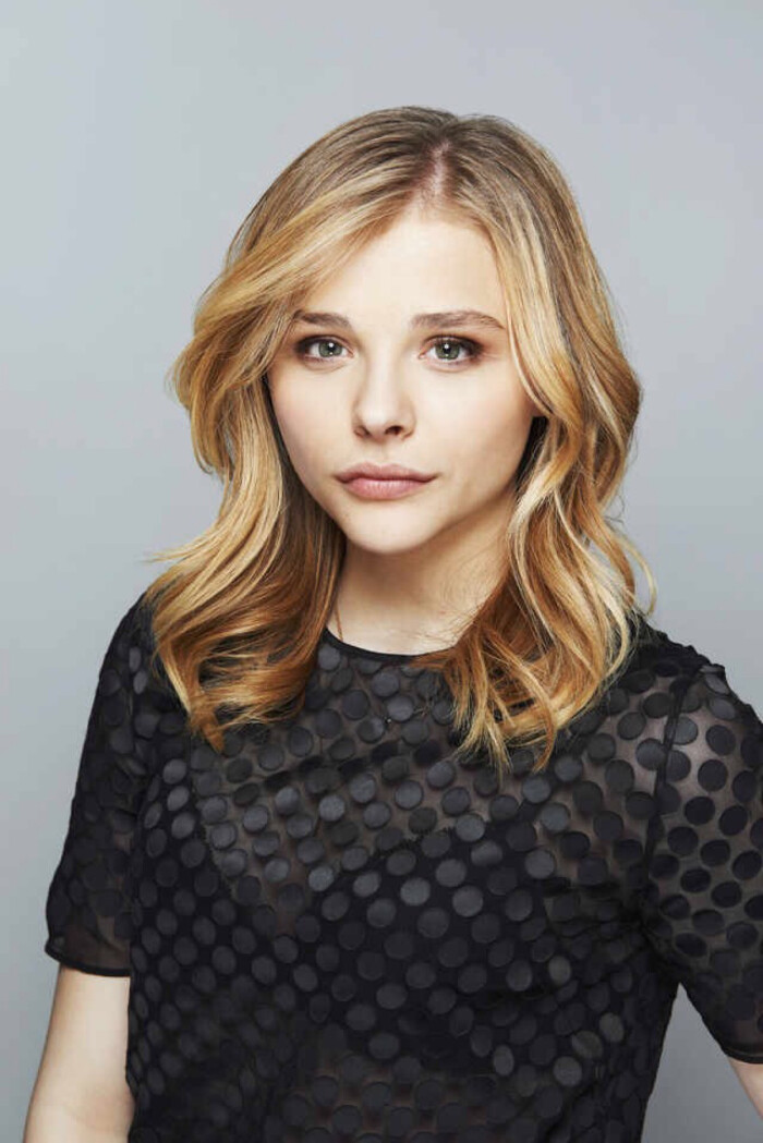 chloemoretz,1997年出生于亚特兰大,美国演员