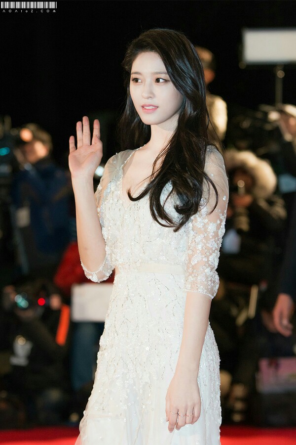 【人物】金雪炫 aoa组合成员