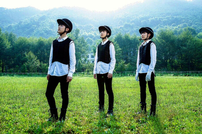 tfboys 马术写真