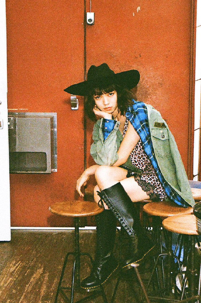 二阶堂富美 for vouge girl日本版的一组片, 真的是继续帅气到底啊
