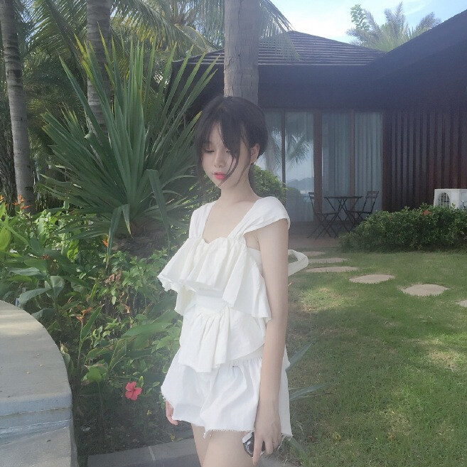 [韩系 女生 欧美 半身 唯美 遮脸 镜子照 中…-堆糖